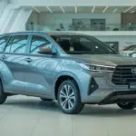 Toyota Innova Hycross—₹17,999 EMI में 23KM/L माइलेज और हाईब्रिड टेक्नोलॉजी